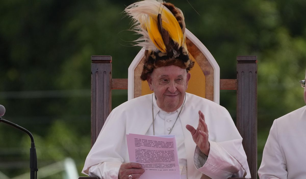 NextImg:Pope arrives in the remote jungles of Papua New Guinea with a ton of humanitarian aid and toys