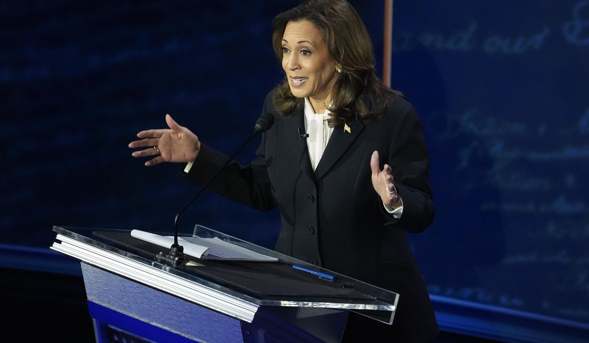 NextImg:Harris says Supreme Court took ‘guardrails’ off Trump presidency with immunity ruling