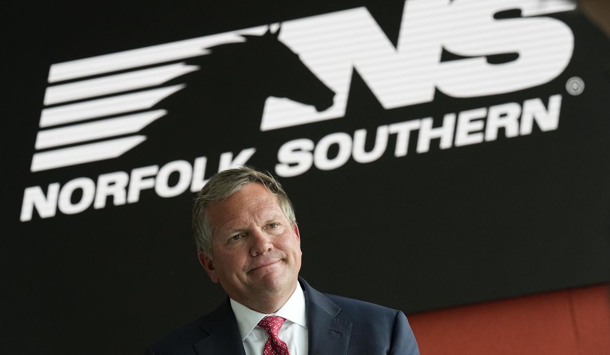 NextImg:Norfolk Southern sets salary and bonus for newly promoted CEO after firing Alan Shaw