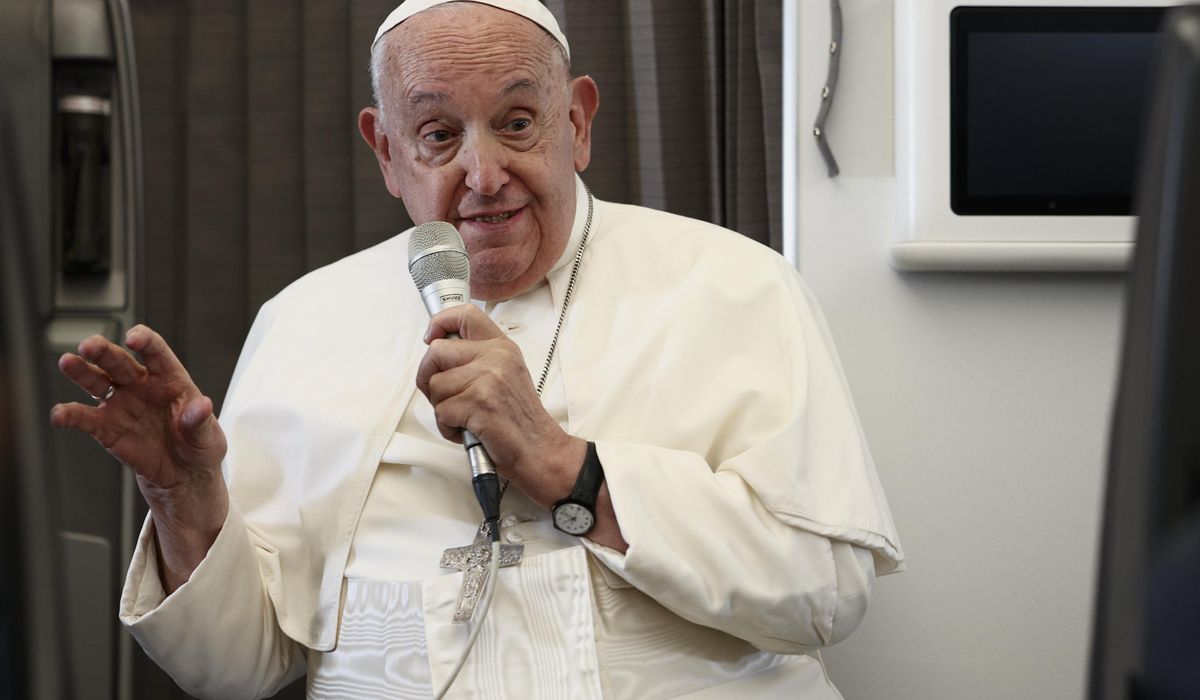 NextImg:Pope Francis rips Harris and Trump on anti-life stances, urges Catholics to vote for ‘lesser evil’