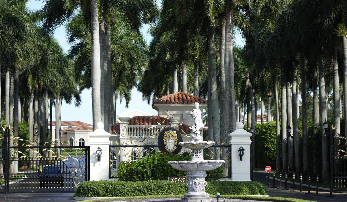 NextImg:Secret Service whistleblower flags failure to follow protocol at Trump golf course
