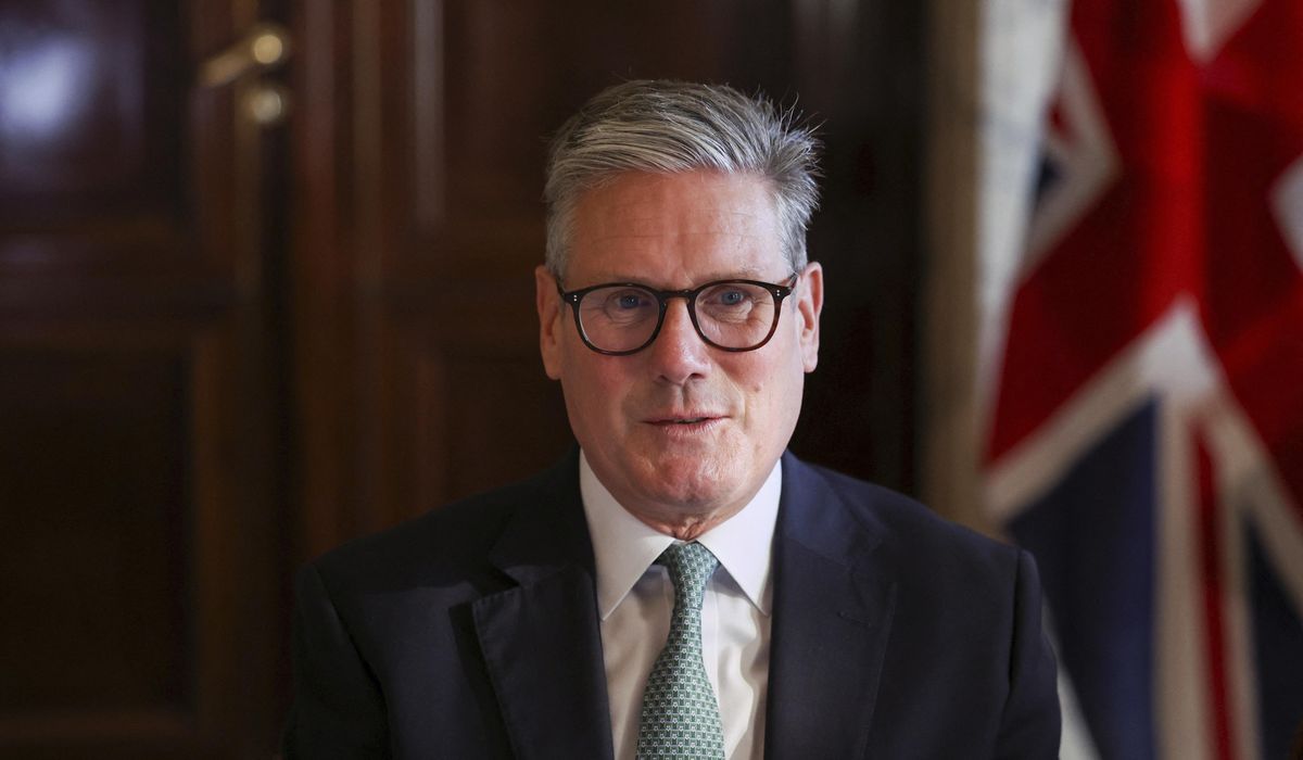 NextImg:Starmer and Meloni holding talks on curbing migrant boats reaching U.K. and Italy