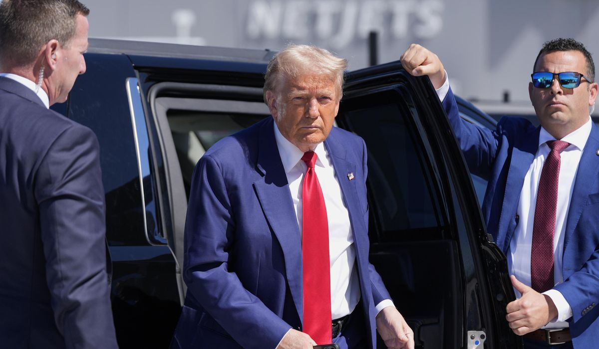 NextImg:Trump and Harris hitting battleground states even as Sunday’s attack continues to roil the race