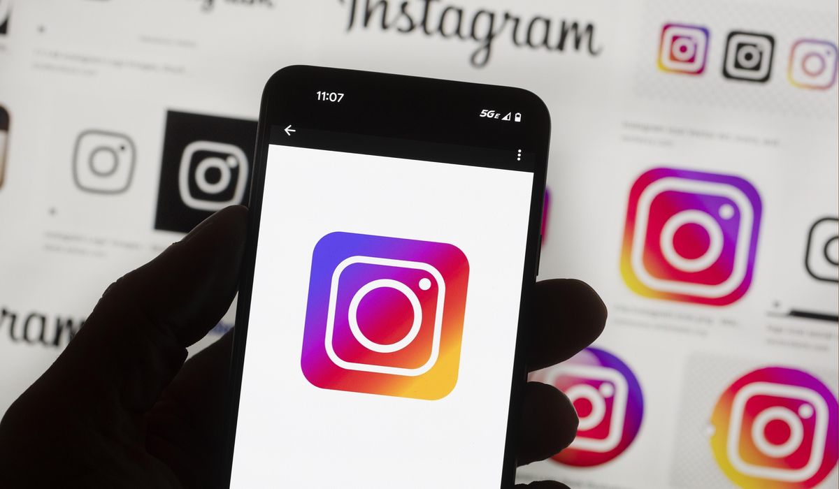 NextImg:Instagram cracks down on sextortion scams with new rules