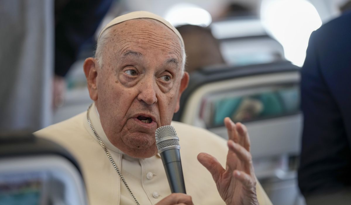 NextImg:Pope Francis urges unity as advocates for women’s ordination press cause at Vatican gathering