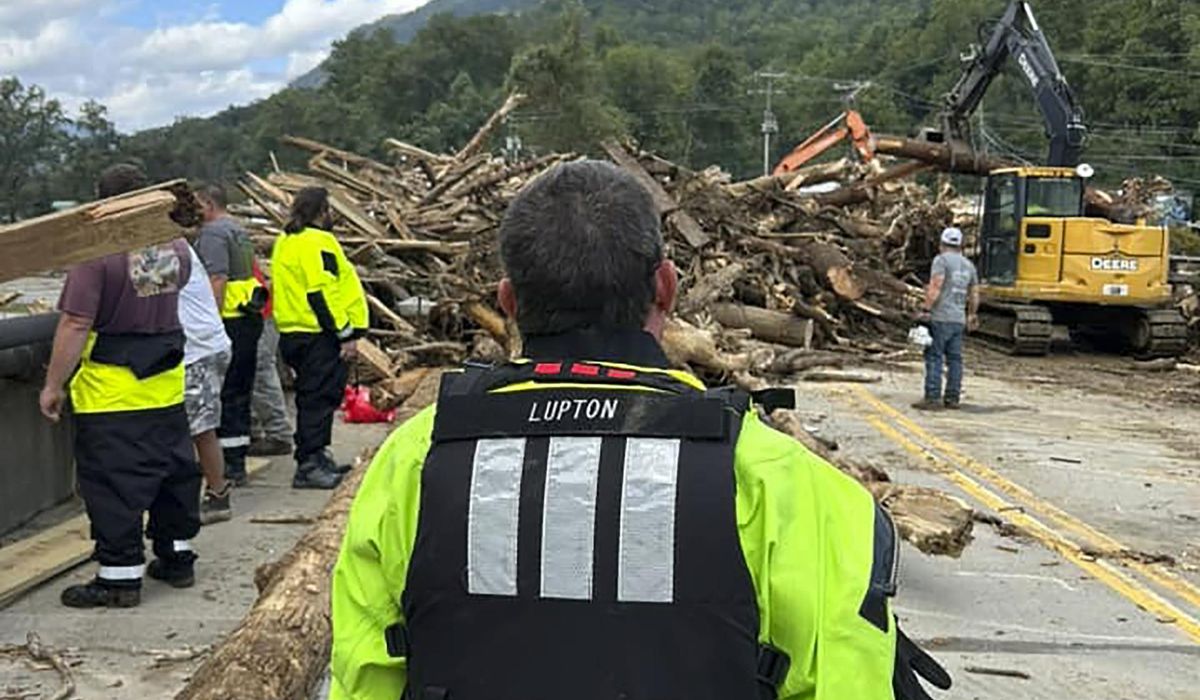 NextImg:Volunteer pilot threatened with arrest for rescuing stranded couple in Helene disaster zone