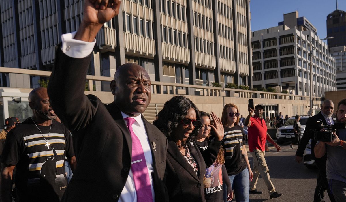NextImg:Mixed verdict for 3 Memphis officers convicted in Tyre Nichols’ fatal beating