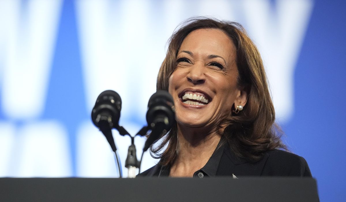 NextImg:Harris leads Trump in new national poll