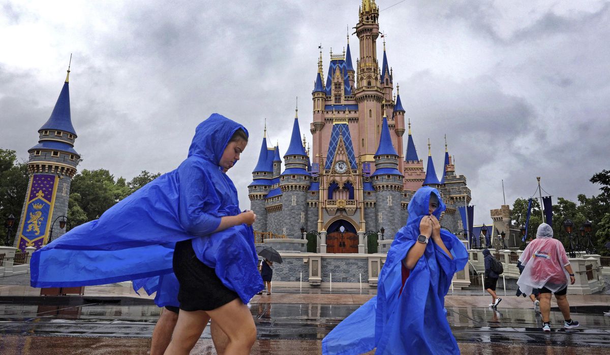 NextImg:Disney World and Universal Orlando remain open ahead of Hurricane Milton