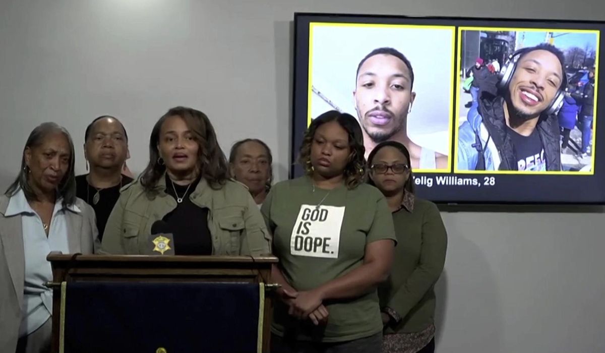 NextImg:Family looks for missing Broadway dancer Zelig Williams in South Carolina