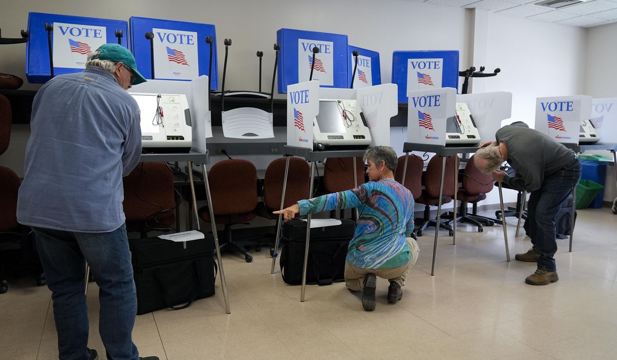 NextImg:Early voting begins in storm-ravaged North Carolina