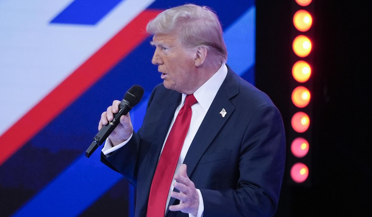 NextImg:Trump compares jailed Capitol rioters to Japanese internment during World War II
