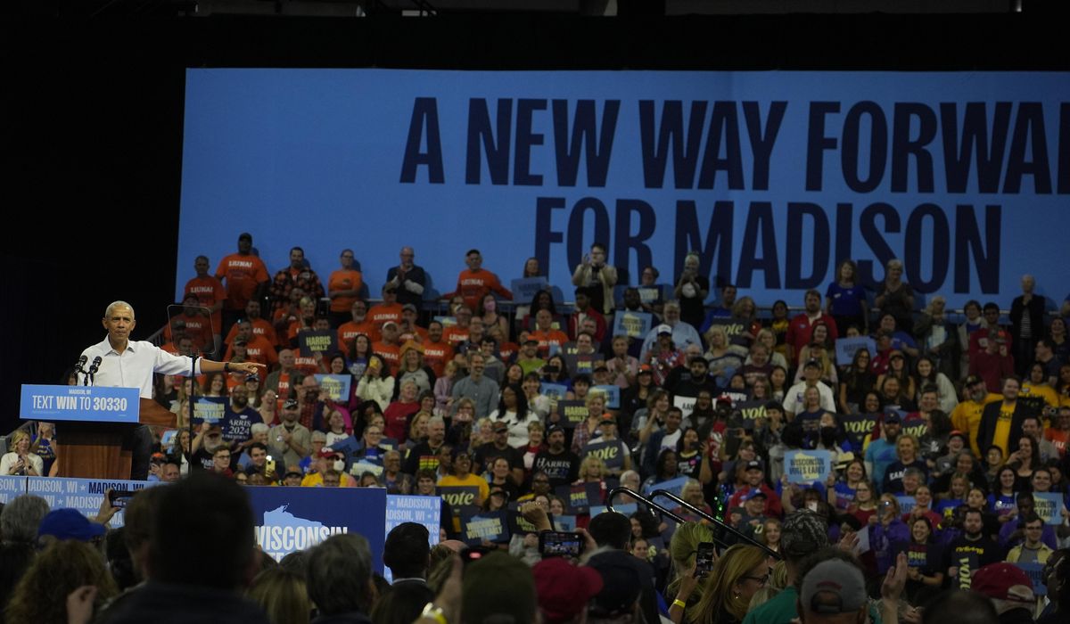 NextImg:Obama recalls Trump’s pandemic performance in pitch to Wisconsin voters