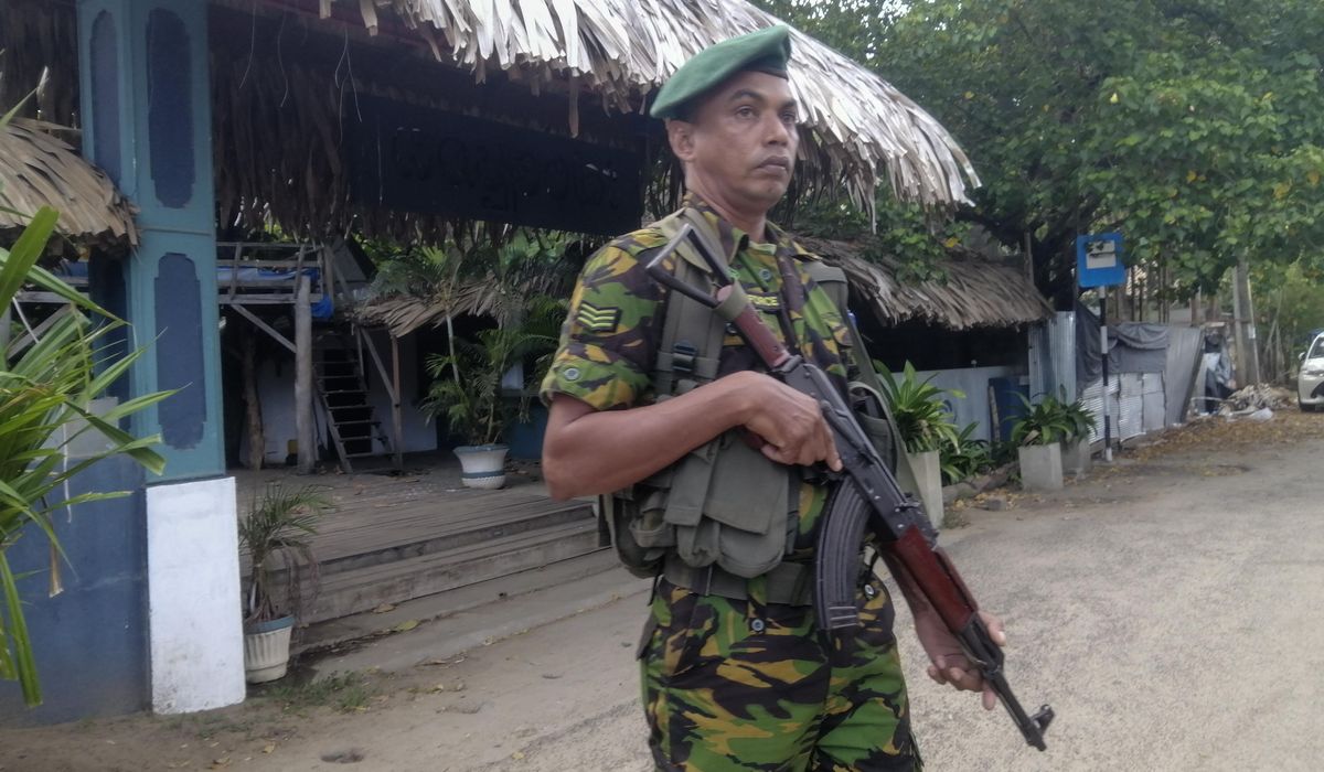 NextImg:Sri Lanka police raise security at popular surf site over threat to Israelis