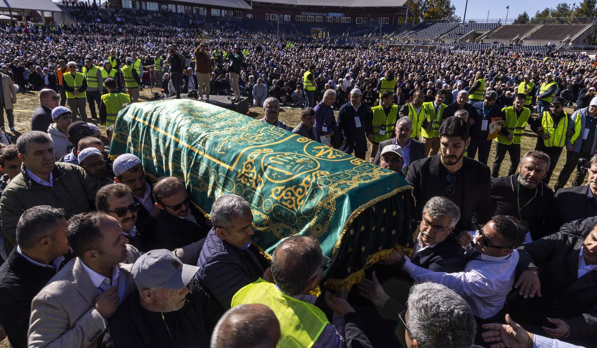 NextImg:Thousands mourn Fethullah Gulen, a Turkish spiritual leader who died in U.S.