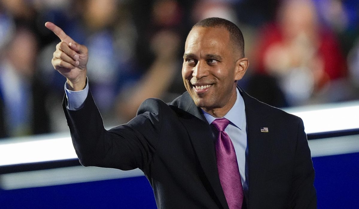 NextImg:Hakeem Jeffries says Democrats will connect with GOP next Congress, but won’t fold vs. Trump