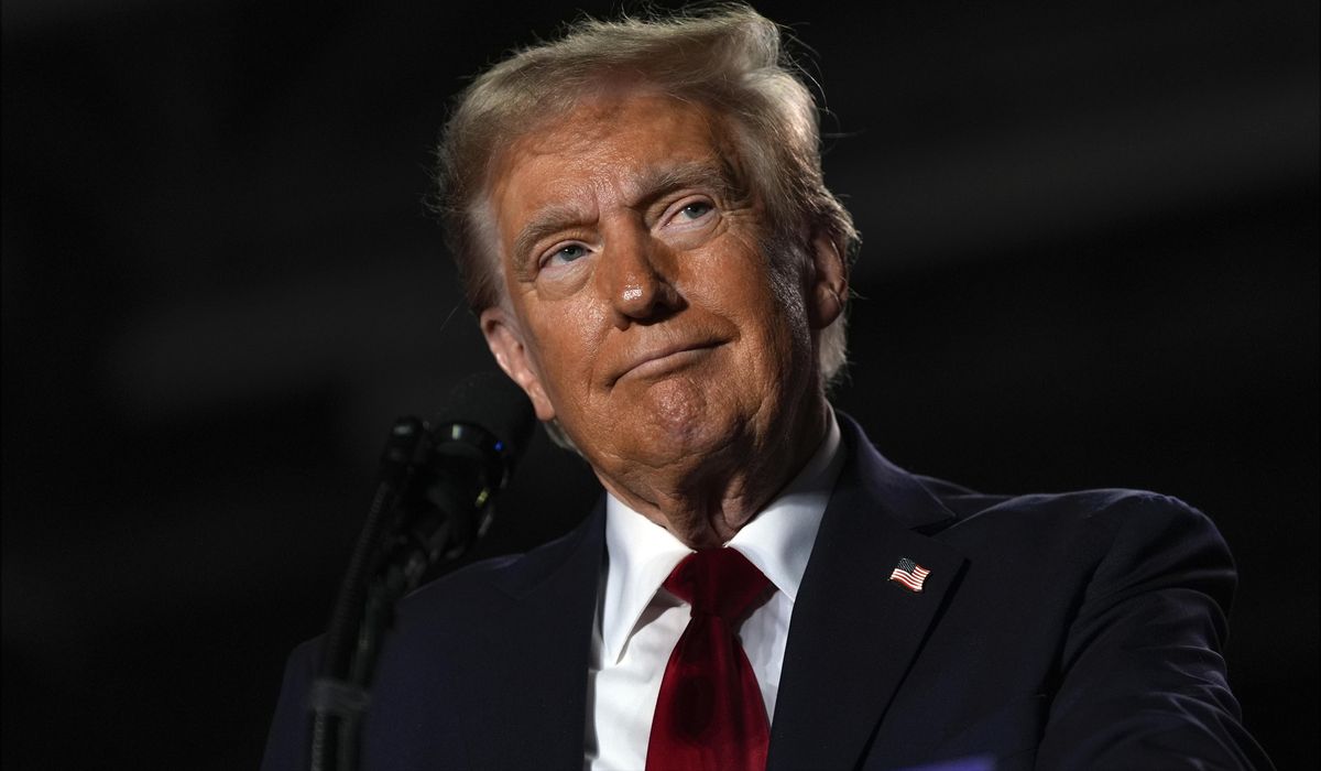 NextImg:D.C. denies role in anti-Trump ‘trash’ posters; Republicans skeptical
