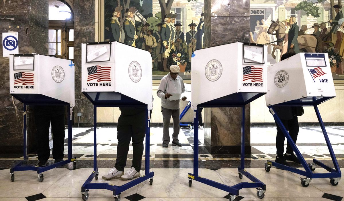 NextImg:Democrats oust two House Republicans in New York, clawing back GOP gains