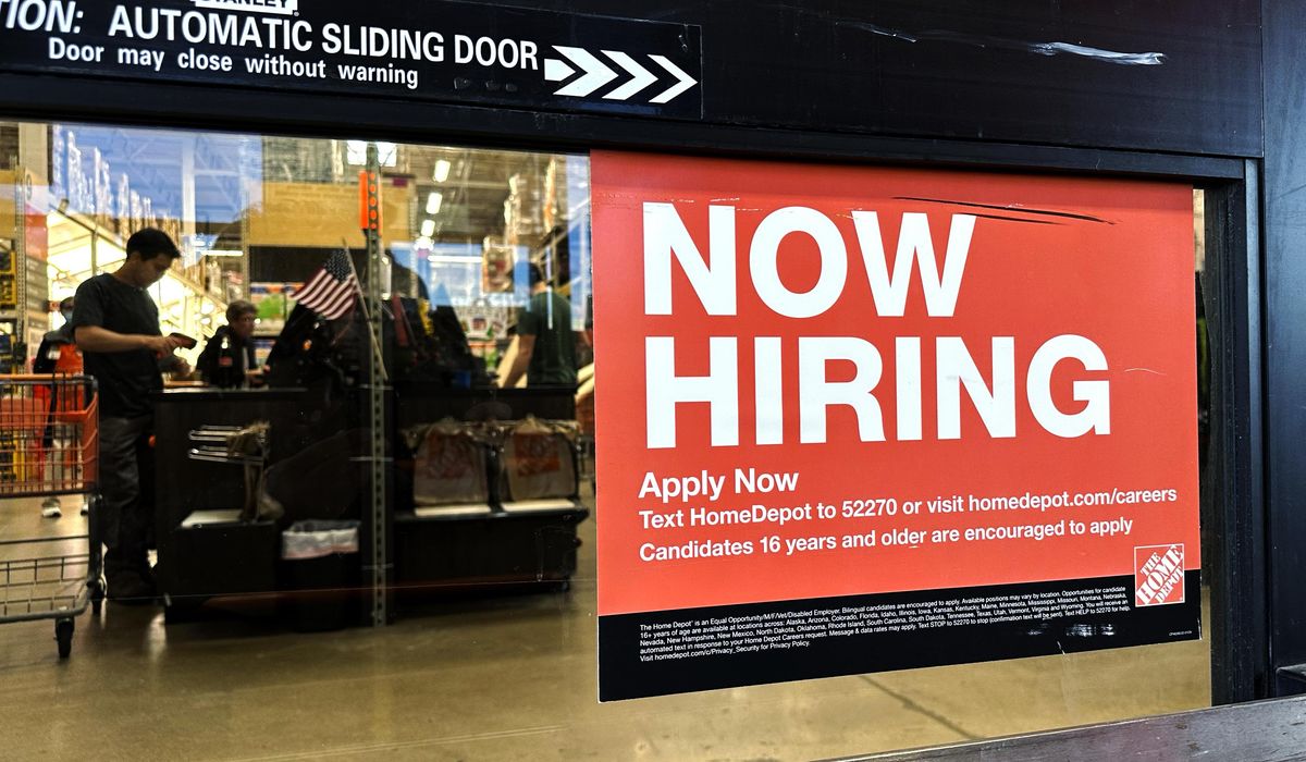 NextImg:Slightly more Americans applied for unemployment benefits, but layoffs remain at low levels