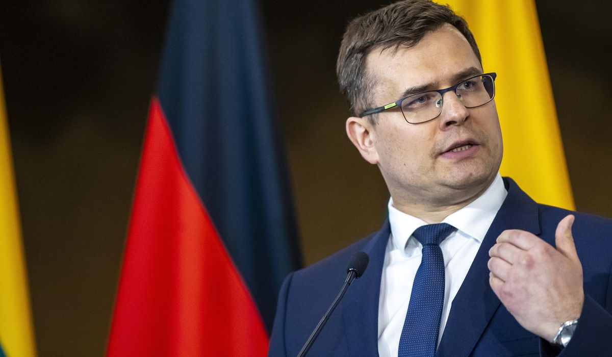 NextImg:Lithuania’s defense minister proposes ways for smoother relations between Europe and Trump
