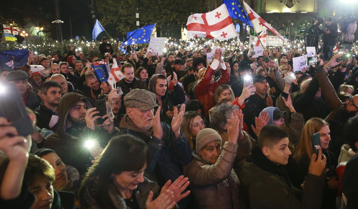 NextImg:Thousands rally in Georgia to question the vote and demand a new election
