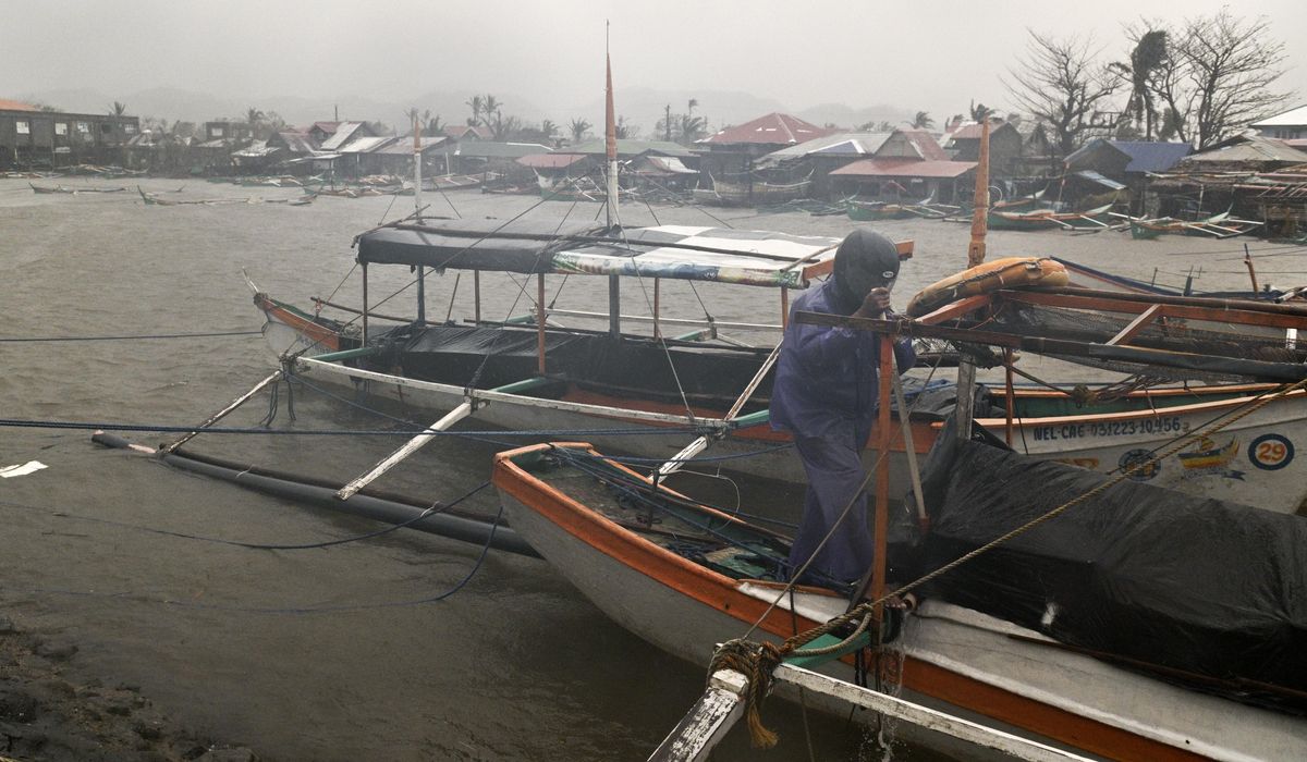 NextImg:Typhoon Usagi wreaks more damage and misery in Philippines as yet another storm looms
