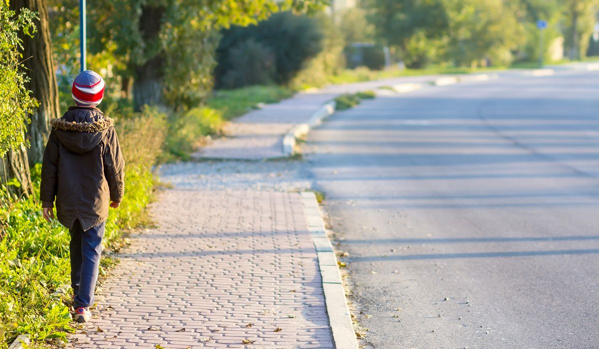 NextImg:Georgia mom arrested after 10-year-old son walks to nearby town alone