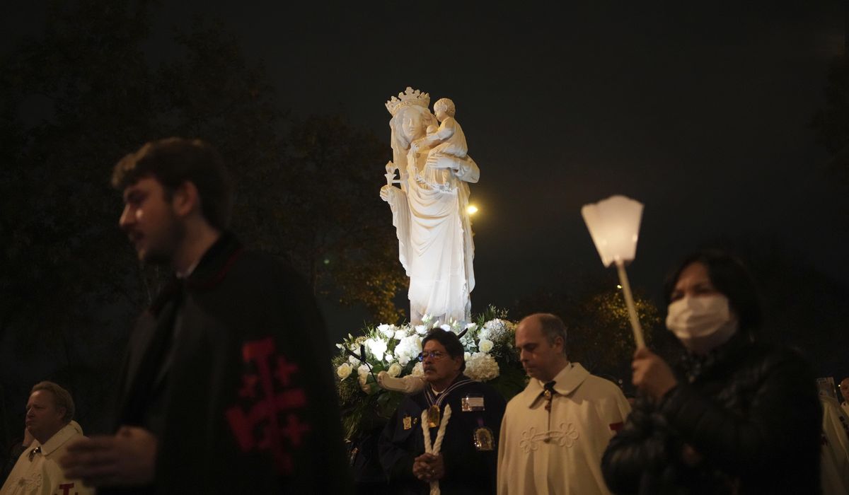 NextImg:Virgin Mary statue, a symbol of resilience, returns to Notre Dame Cathedral 5 years after fire