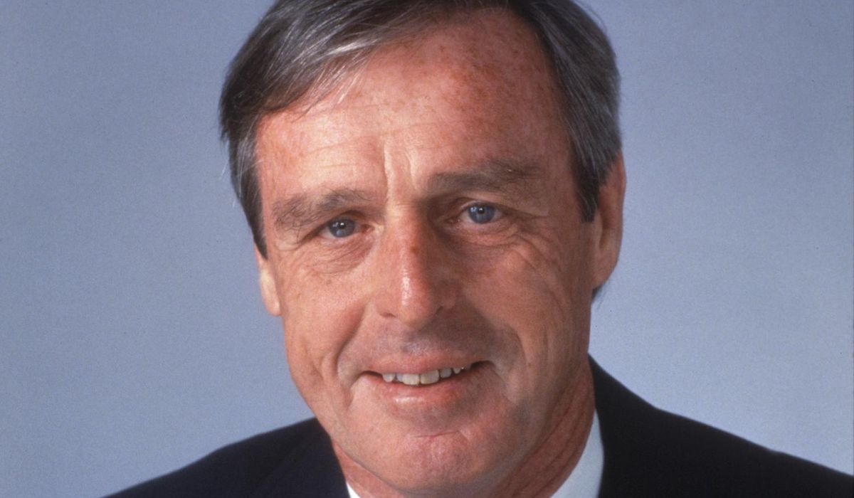 NextImg:Veteran news executive Reg Murphy, who survived abduction decades ago, has died at 90