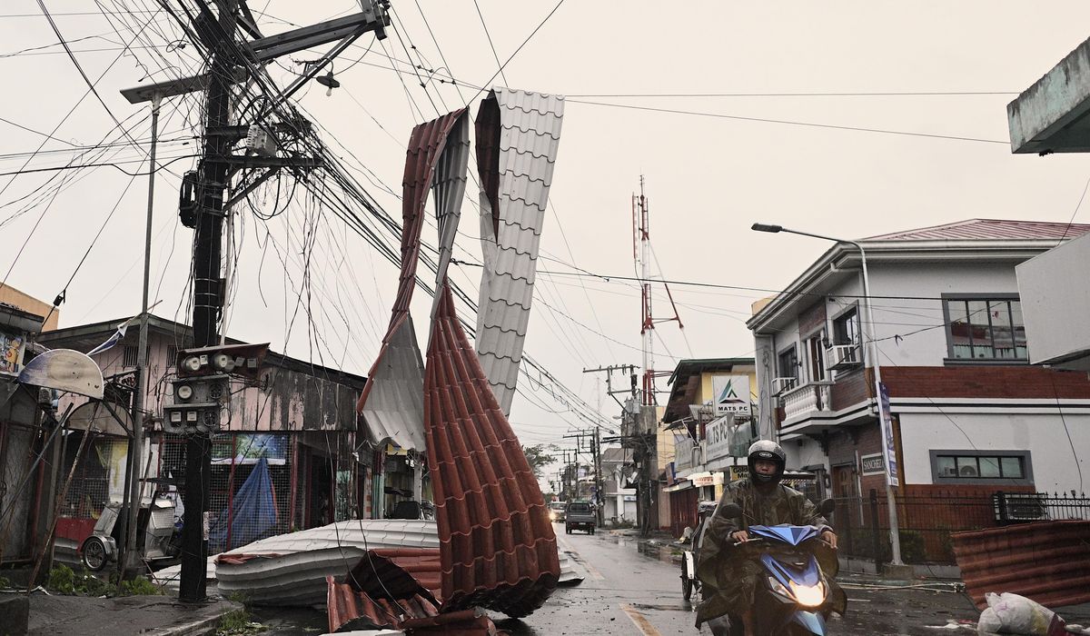 NextImg:Typhoon Man-yi leaves 7 dead in Philippines and worsens crisis from back-to-back storms