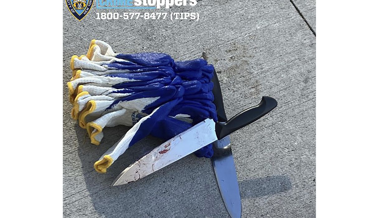 NextImg:Two are killed and 1 is critically wounded in New York City knife rampage. A suspect is in custody