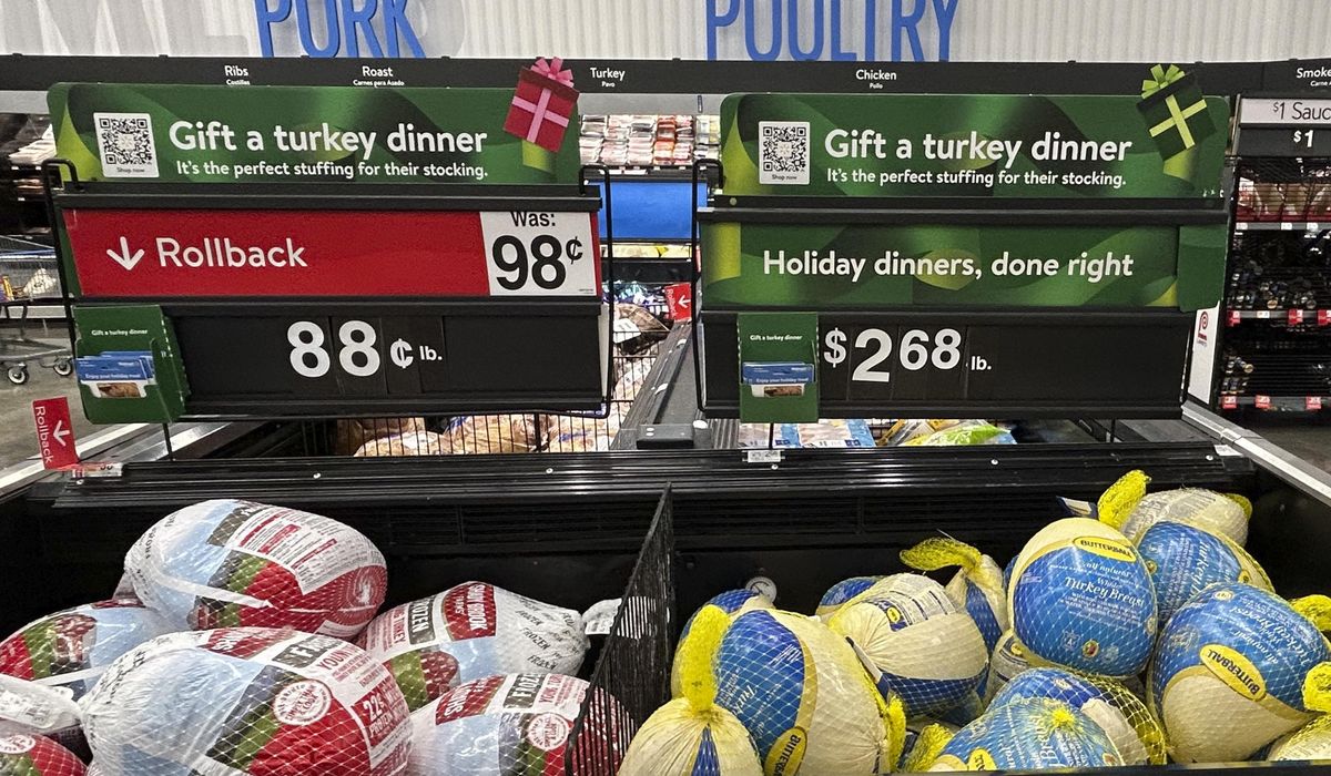 NextImg:Thanksgiving dinner will cost less this year as inflation cools