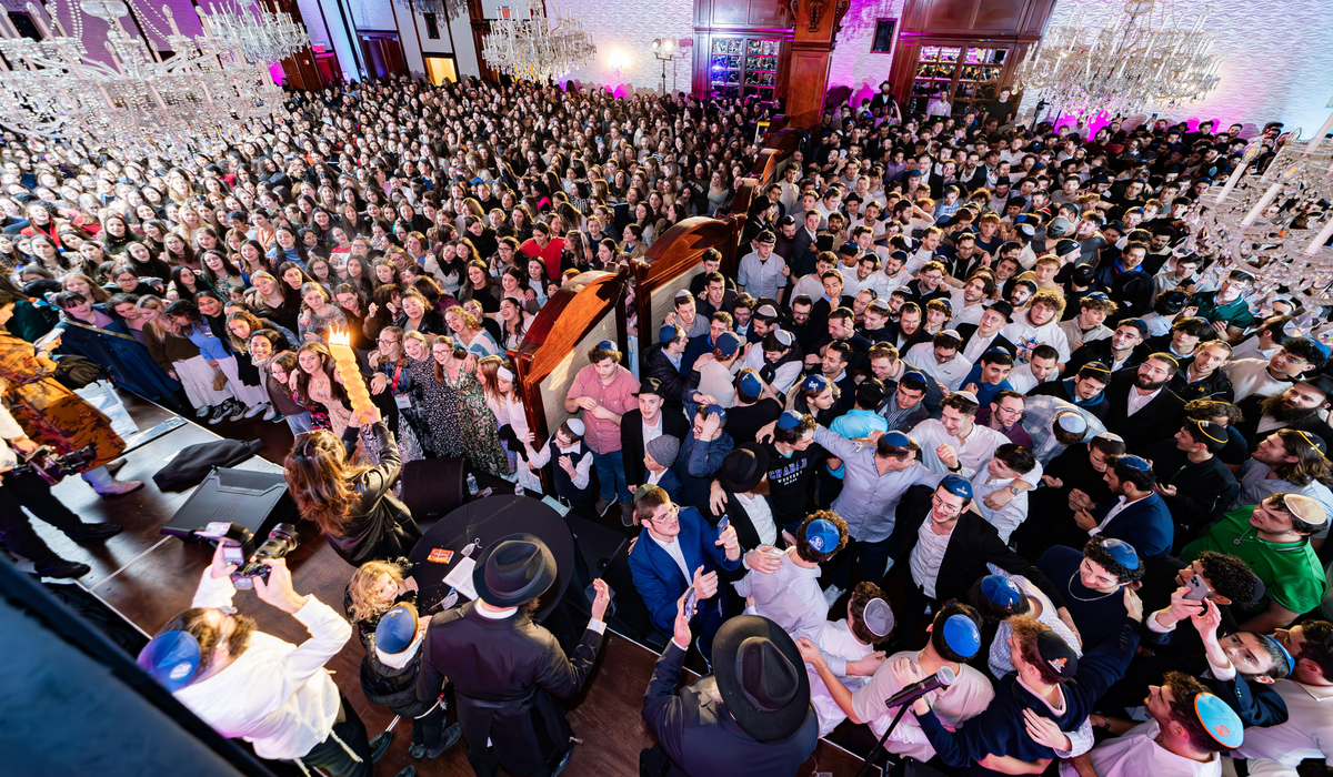 NextImg:Jewish students unite in Crown Heights amid rising campus antisemitism