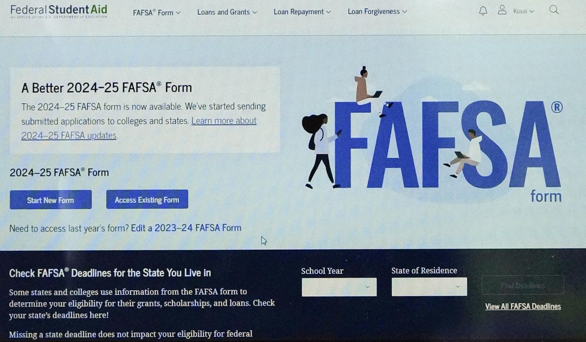 NextImg:Trump administration promises smooth FAFSA rollout, drops ‘nonbinary’ option
