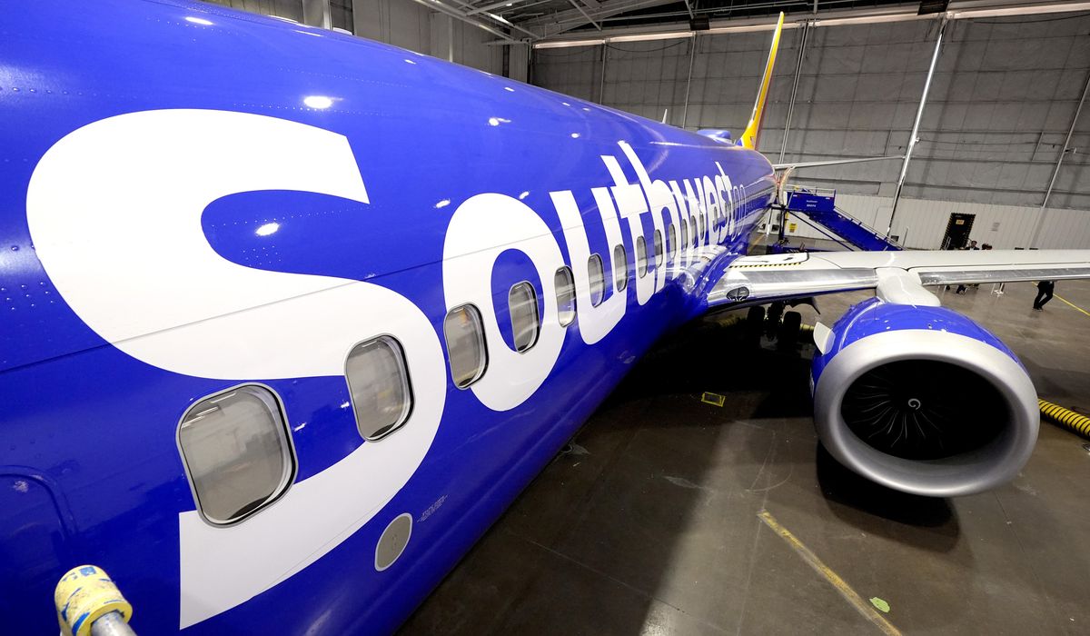 NextImg:Southwest Airlines laying off 15% in first corporate labor force reduction in company history