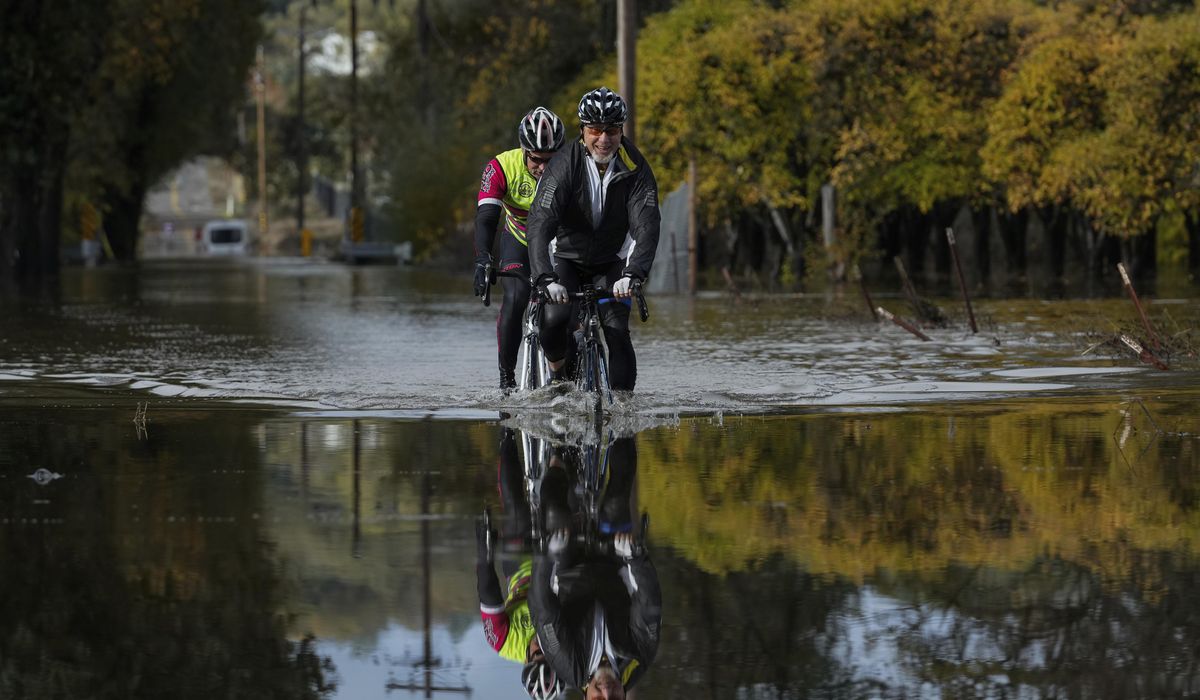 NextImg:U.S. reels from rain, snow as second round of bad weather approaches for Thanksgiving week