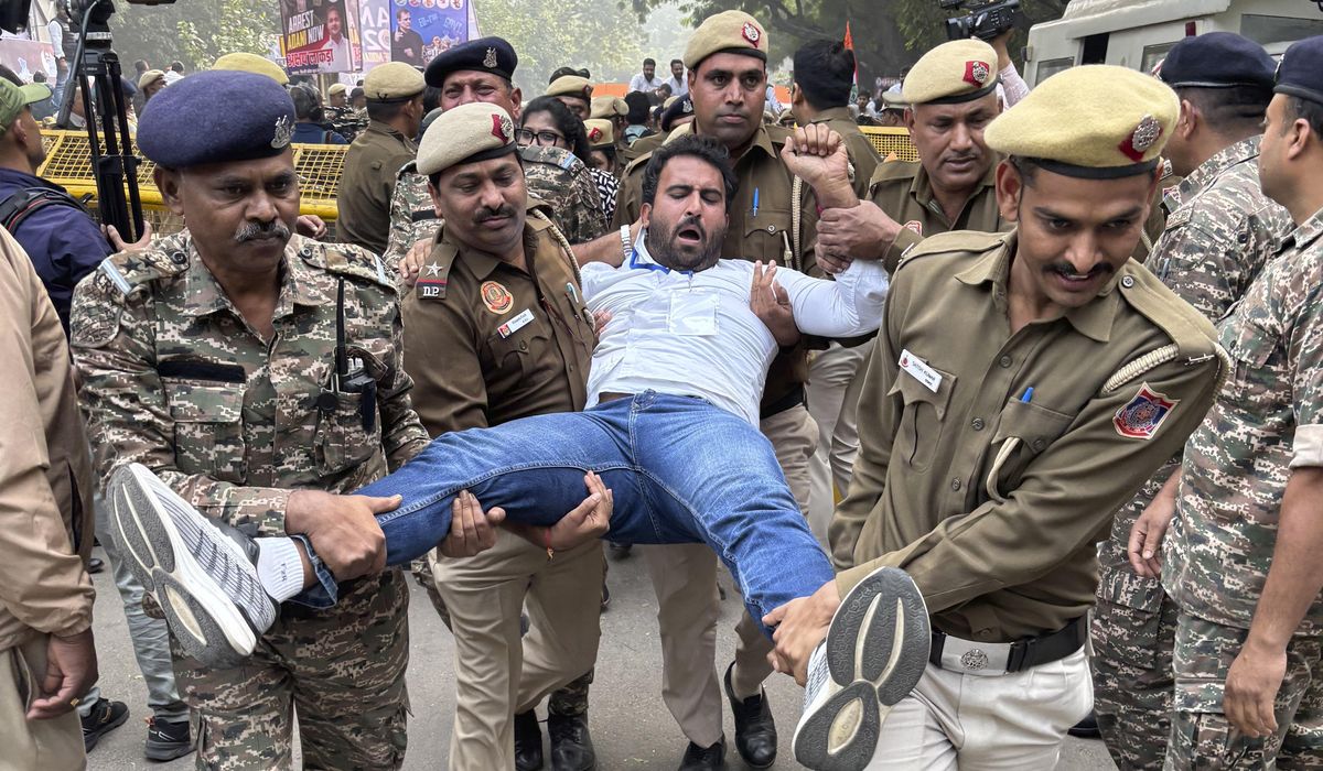 NextImg:India’s opposition protests against billionaire facing U.S. bribery and fraud charges