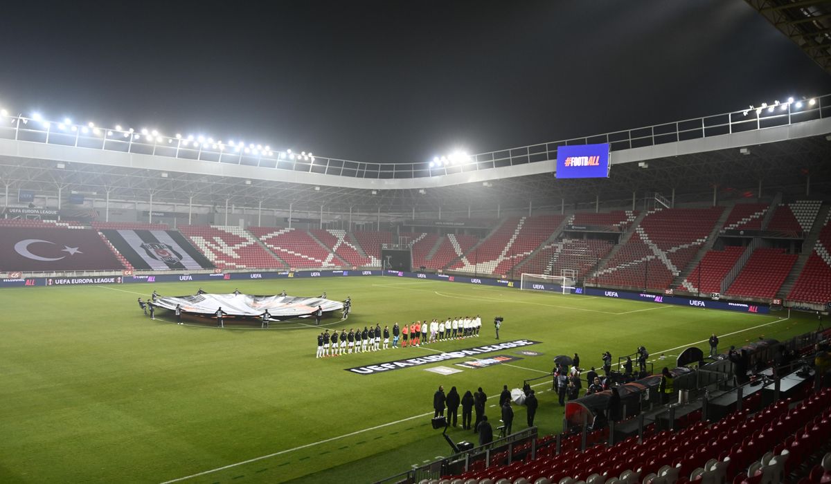 NextImg:Israel’s Maccabi Tel Aviv plays soccer game without incident in Hungary after Amsterdam violence
