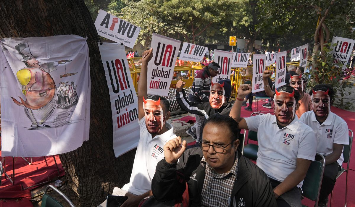 NextImg:Amazon workers in India join Black Friday strike action for better wages and working conditions