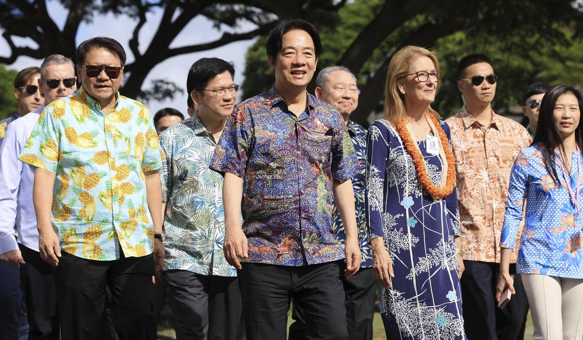 NextImg:Taiwan’s president meets Hawaii’s governor and members of Congress in a visit condemned by China