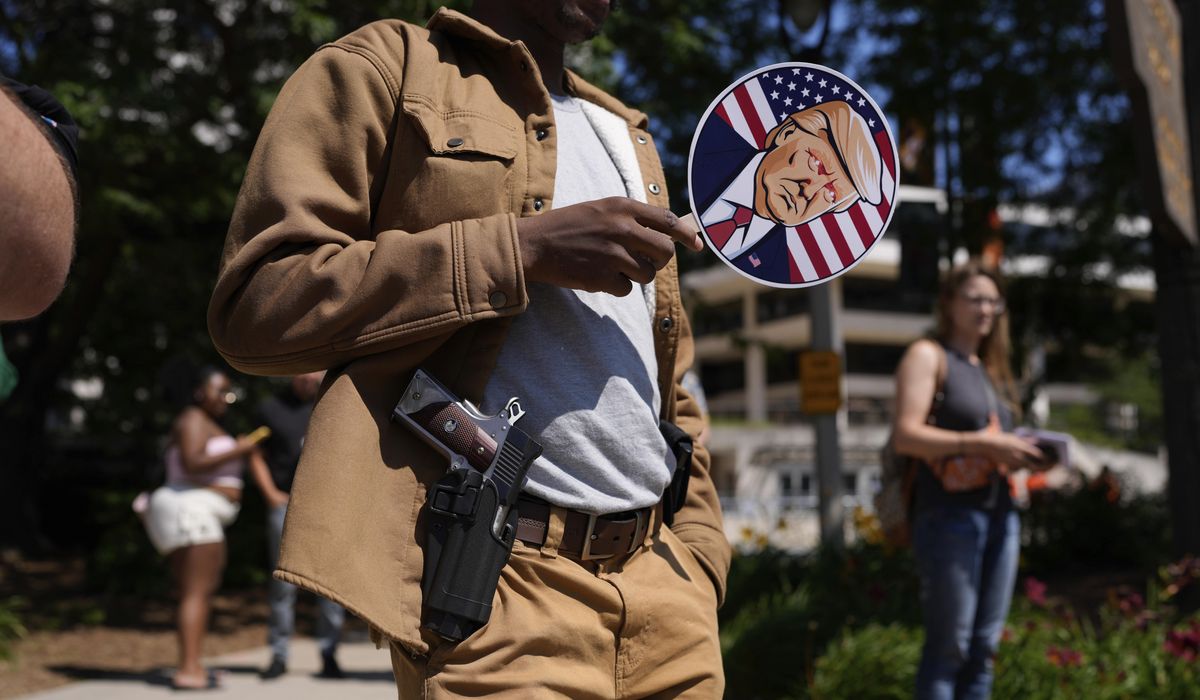 NextImg:Trump orders government to determine where Biden-era directives encroached on gun rights