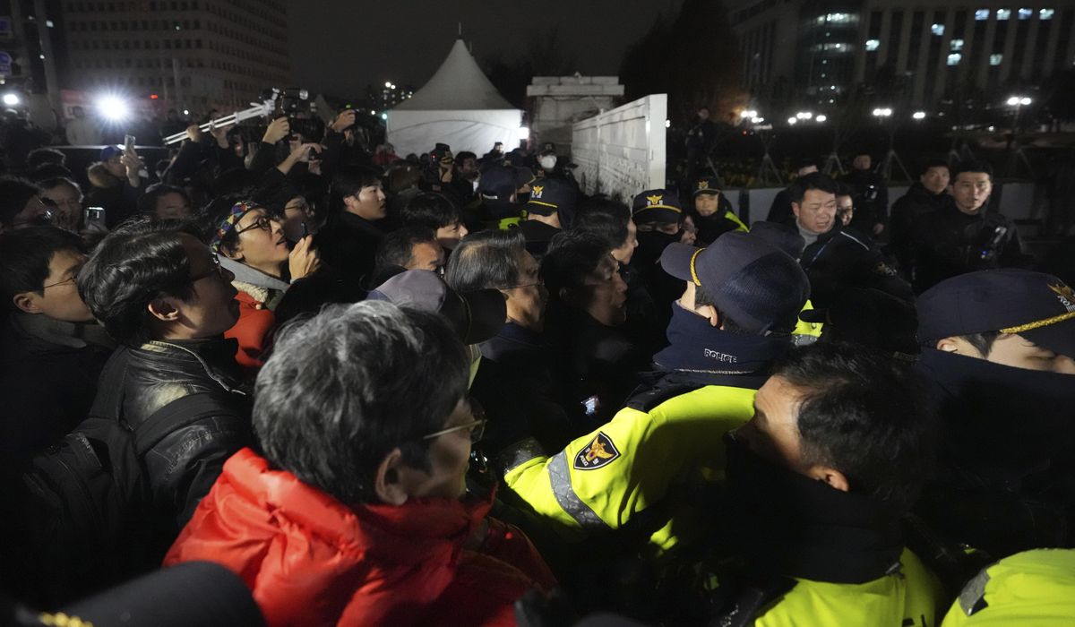 NextImg:South Korean parliament votes to defy president by lifting his declaration of martial law