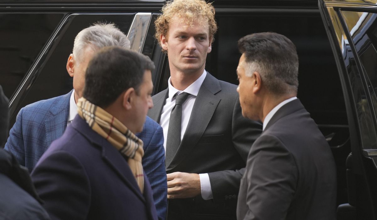 NextImg:Father of victim in NYC subway chokehold case sues defendant Daniel Penny