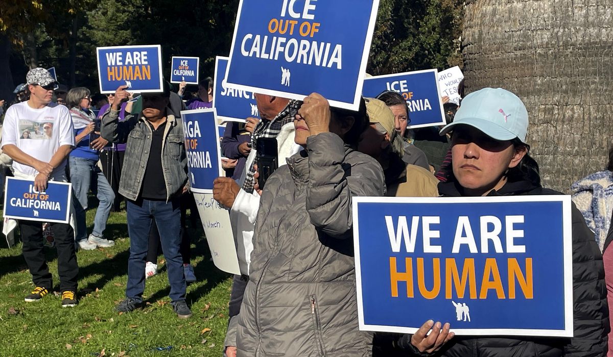 NextImg:Trump says he wants deal for DACA amnesty