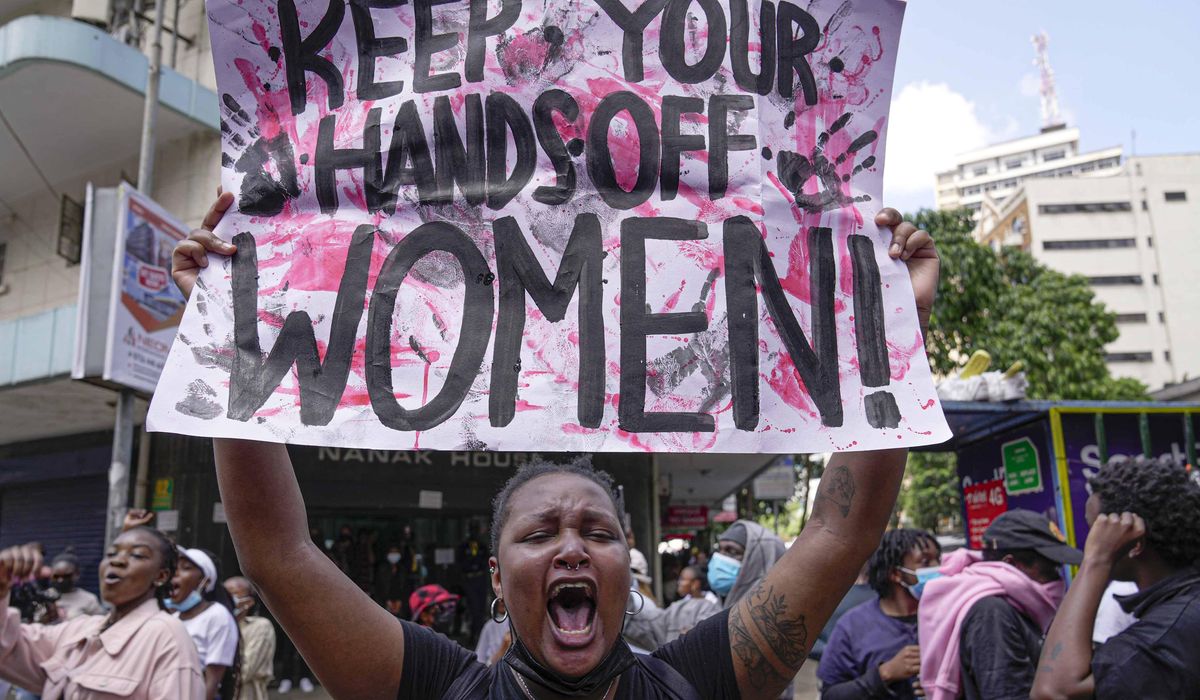 NextImg:Police in Kenya hurl teargas canisters at protesters against gender-based violence