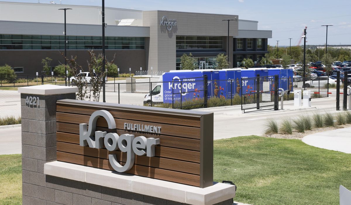 NextImg:Albertsons gives up on Kroger merger and sues the grocery chain for failing to secure deal