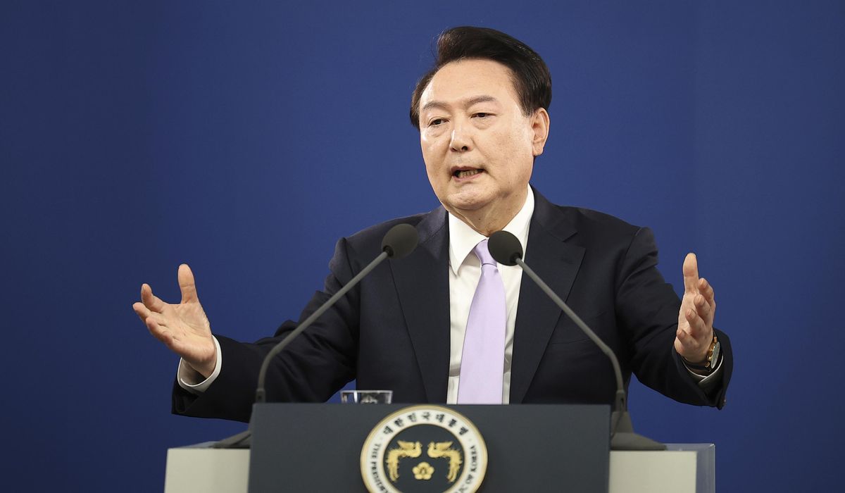NextImg:Japan woos Trump as impeachment crisis sidelines South Korea