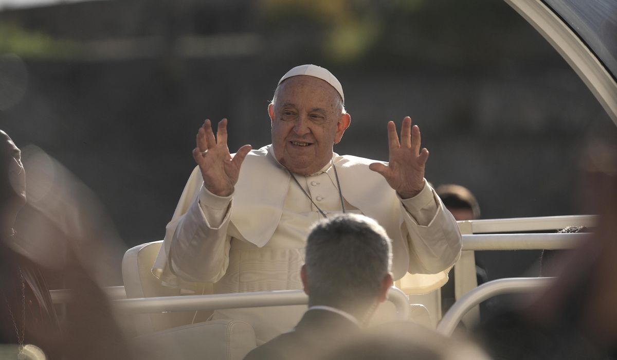 NextImg:Pope Francis makes 1st papal visit to France’s Corsica awash in expressions of popular piety