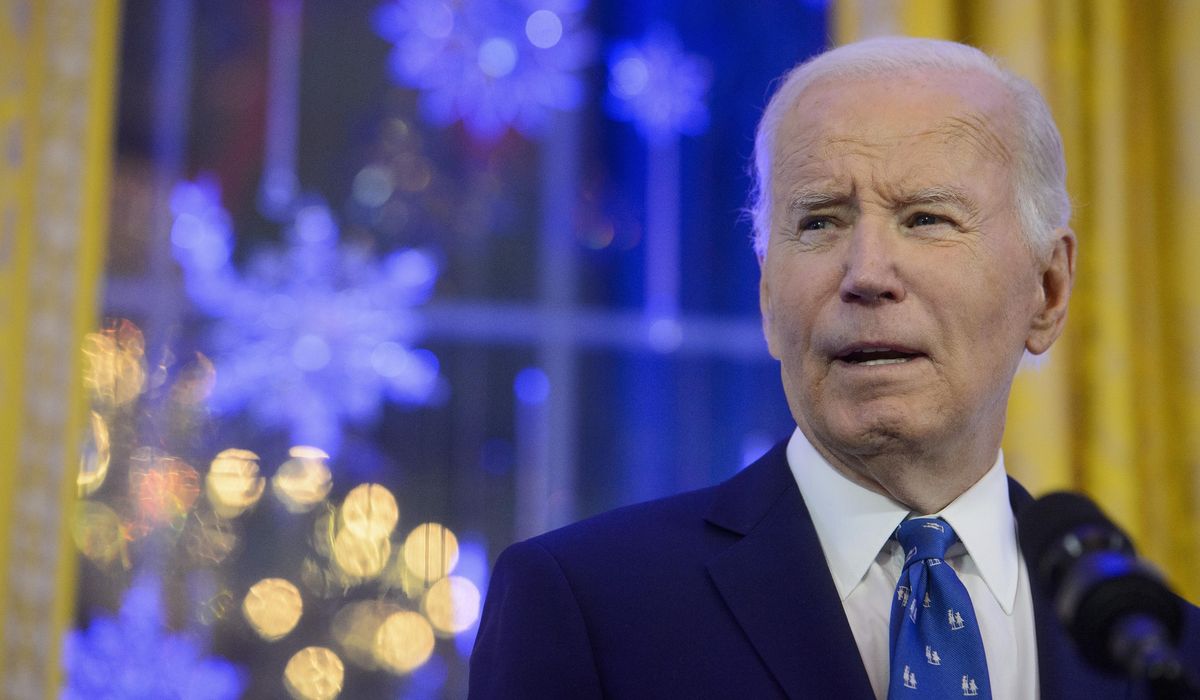 NextImg:Biden comes out in support of ban on congressional stock trading