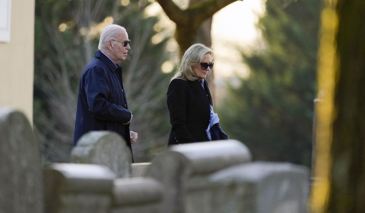 NextImg:Biden honors the memory of his first wife and baby daughter who died in a 1972 car crash